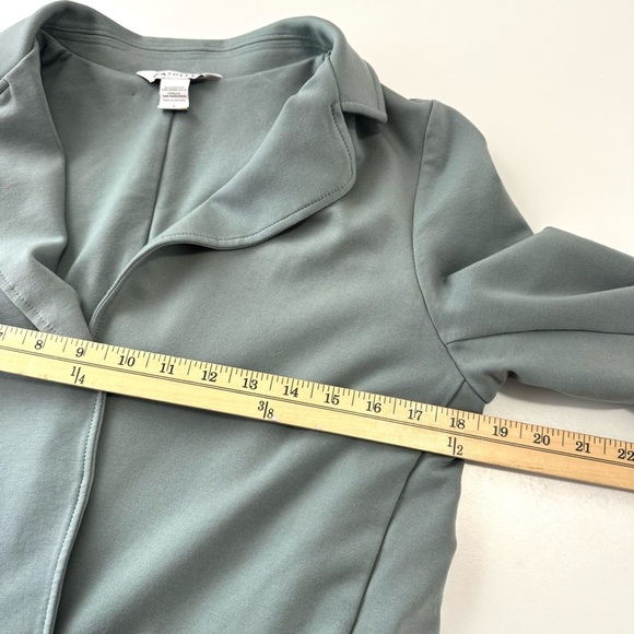 Athleta Eastbound Minimal Stretch Everyday Comfort Jacket Blazer Sage Green Sz 6 - Picture 8 of 11